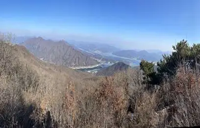 현충탑