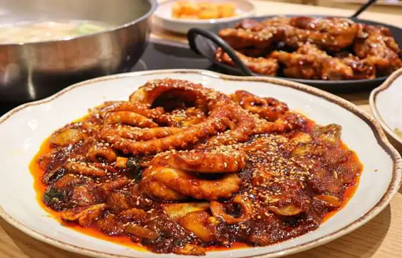 형님칼제비
