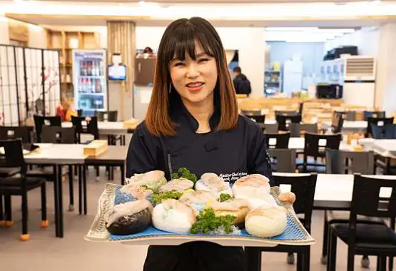 석홍란 아산칼국수 & 다도횟집